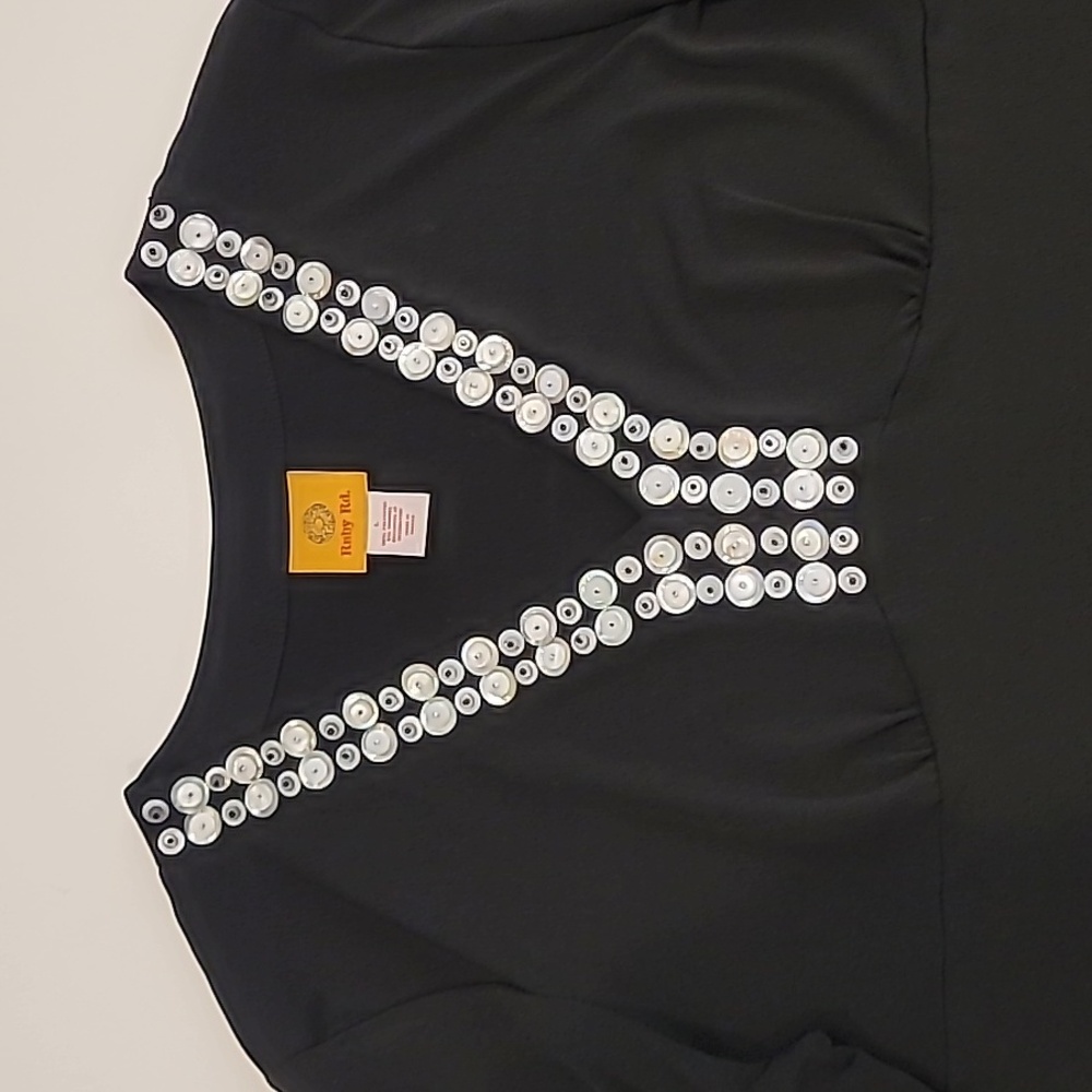 Ruby Rd. Button Stud Pullover Vneck Top Black Lar… - image 4